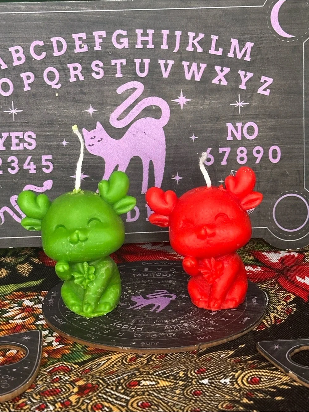 Holly Deer Candle Set